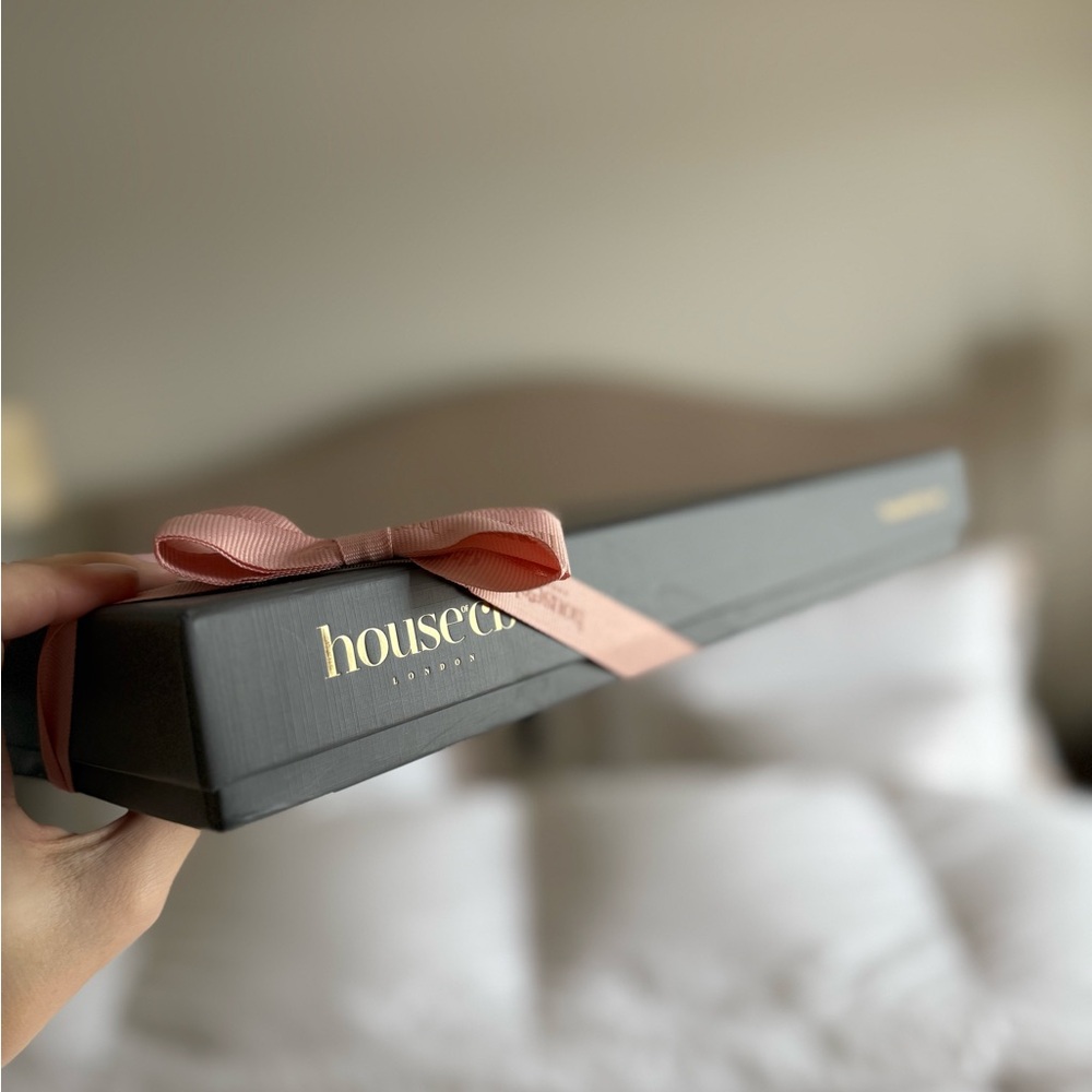 House of CB Gift Box with Pink Ribbon - Picture 2 of 3